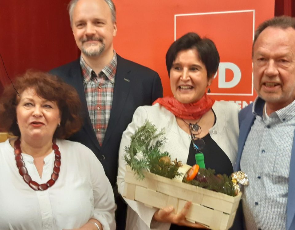 v.l.n.r.: Vera Huschka, Unterbezirksvorsitzender Markus Kubatschka, MAria Noichl, Heinz Kellershohn